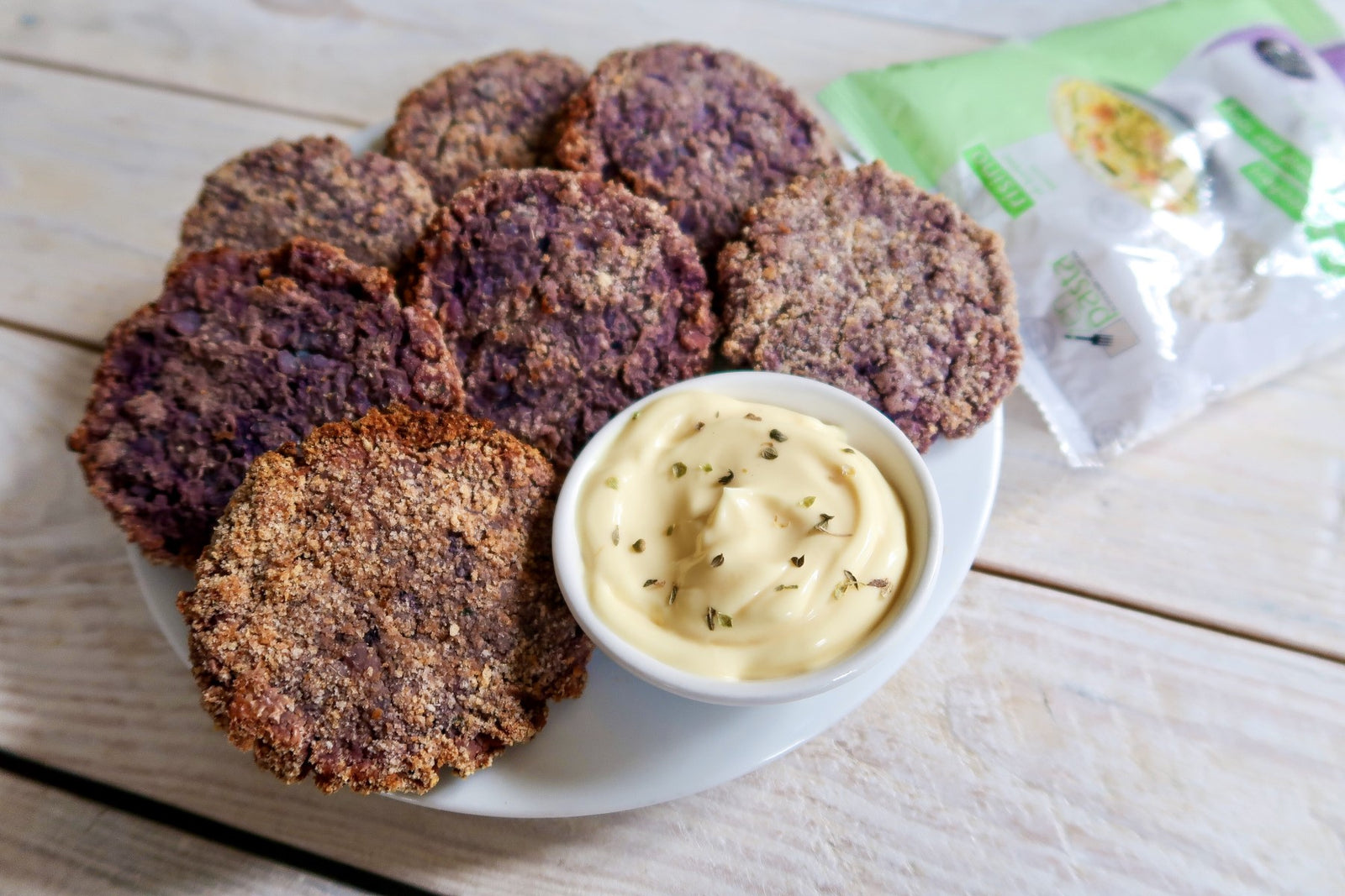 Burger vegan di riso con fagioli borlotti